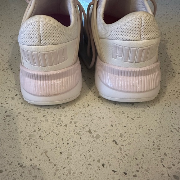 Puma Ignite Runners Sneakers Running Shoes - Women’s 8 - Picture 3 of 5